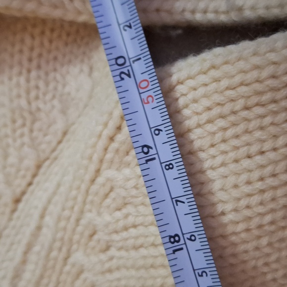 Vintage Evan Picone Sweater - Picture 8 of 15